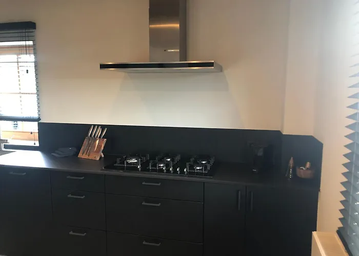 Le De Chalet Saint-Hubert